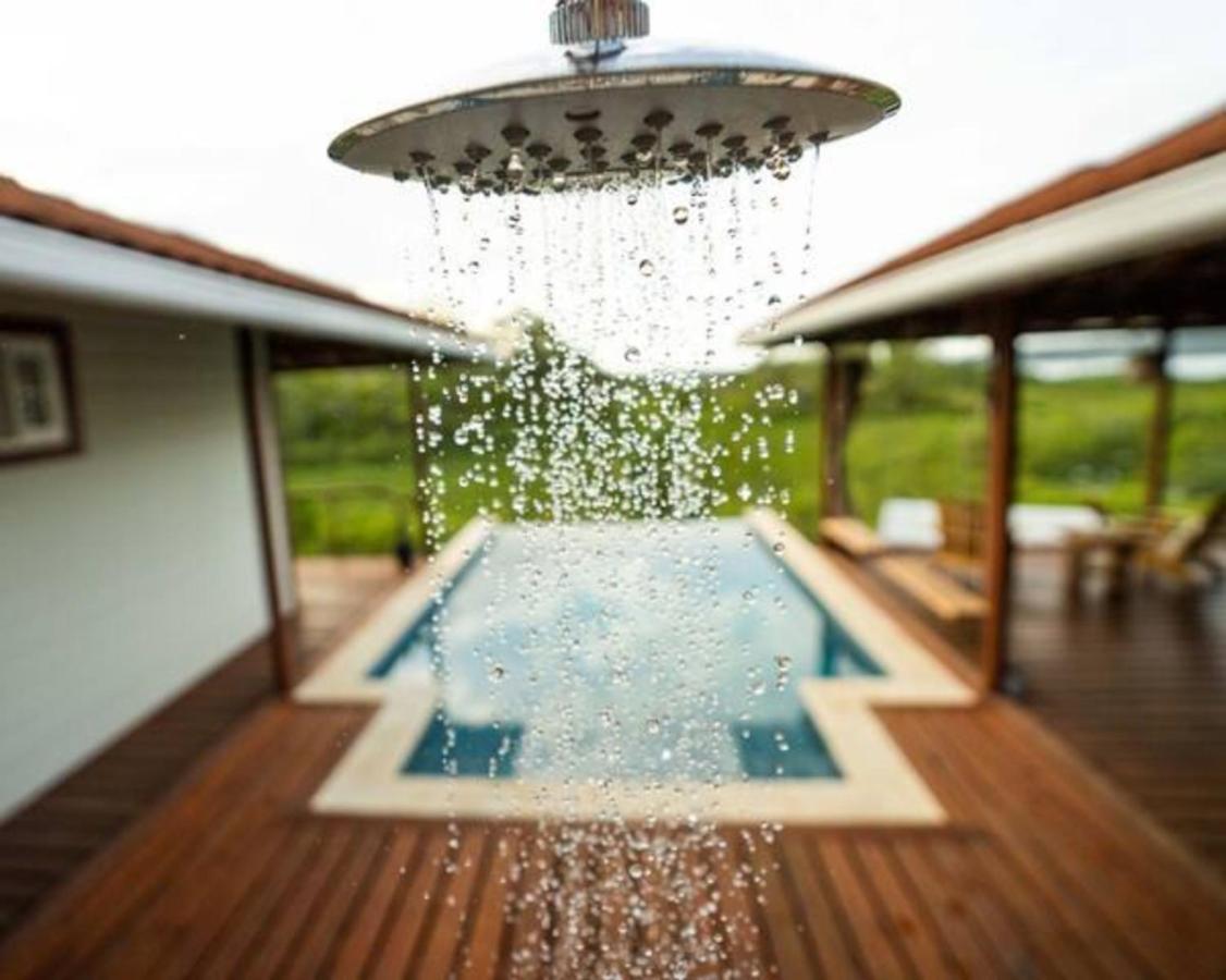 Casa Marlin Bed & Breakfast Bocas del Toro Exterior photo
